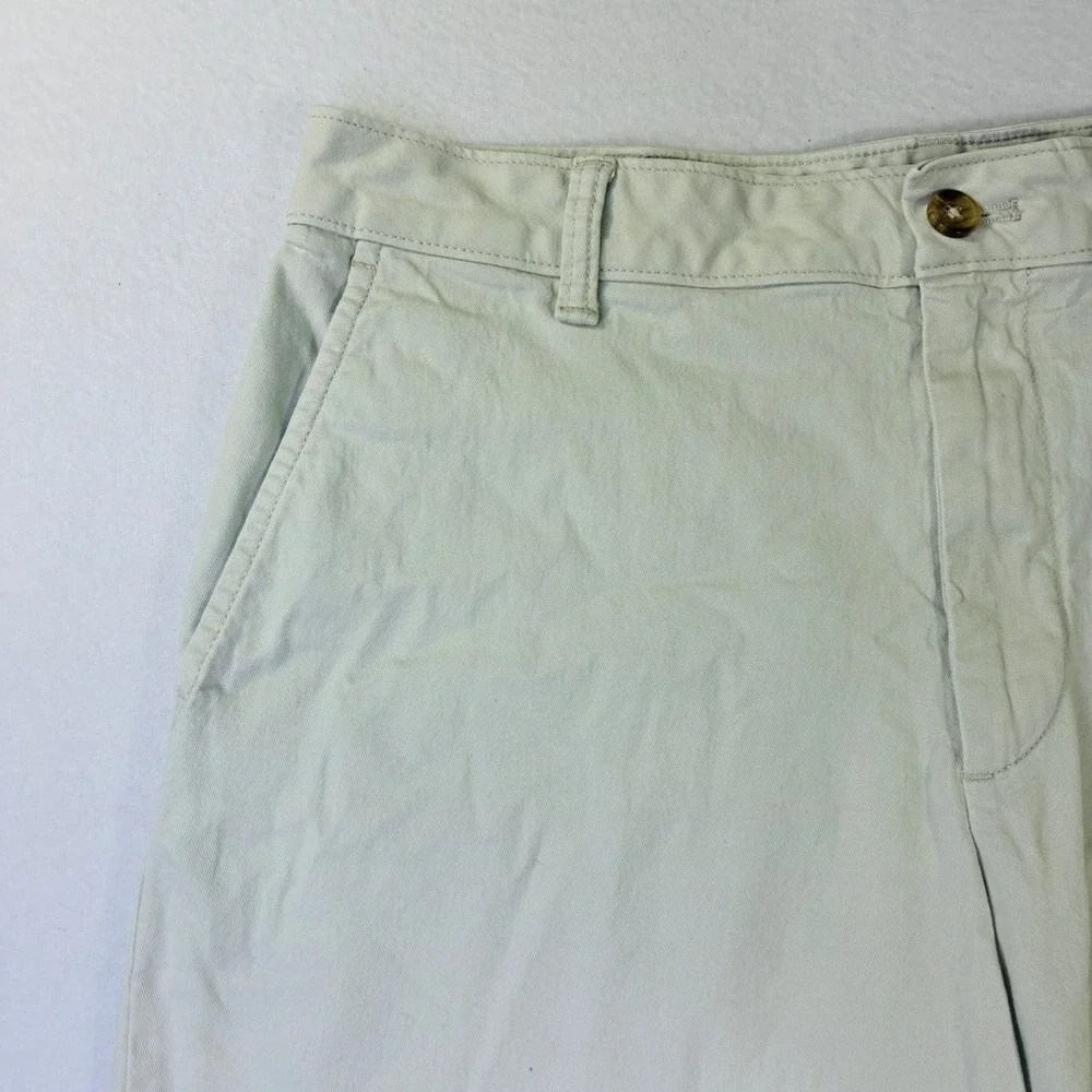 IZOD Saltwater Dock Chino Shorts Mens 32/9.5 Stone Beige Flat Front Cotton Twill